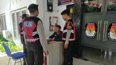 Polres Lombok Barat Perkuat Keamanan KPU dengan Patroli Preventif Menyambut Pemilukada