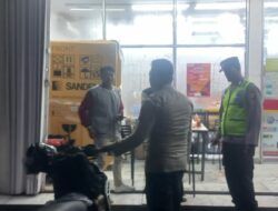 Anggota Jaga SPKT Polsek Jereweh Polres Sumbawa Barat Laksanakan Patroli Dialogis MANTAP