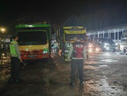 Guna Menciptakan Situasi Aman dan Kondusif, Polsek Kawasan Pelabuhan Laut Tano Laksanakan Pengecekan Pengguna Jasa Pelabuhan