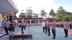 Kapolres Lombok Utara Berikan Penghargaan kepada Enam Personel Berprestasi