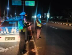 Patroli Malam Satlantas Amankan Bypass BIL Lombok Barat