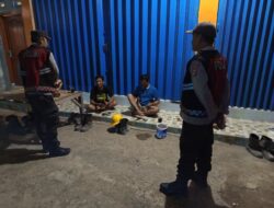Polsek Sekongkang Laksanakan Patroli Dialogis HEBAT, Wujudkan Kamtibmas Kondusif di Kecamatan Sekongkang