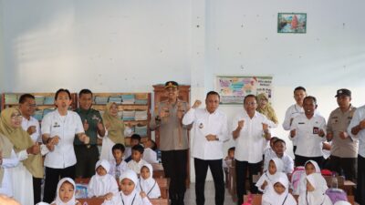 Kapolres Bima Kota Hadiri Launching Program Makan Bergizi Gratis oleh SPPG Sadia