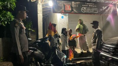 Pastikan Kenyamanan Masyarakat Yang Beraktifitas dan Istrahat di Malam Hari, Polsek Sanggar Hadir Dengan Metode Sambang Dialogis