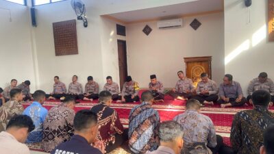 Tingkatkan Keimanan, Polres Bima Kota Gelar Kegiatan Binrohtal Rutin untuk Tingkatkan Kebersamaan dan Profesionalisme