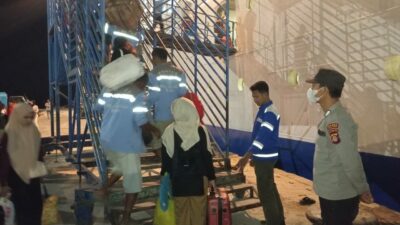 Polsek Kawasan Pelabuhan Laut Bima Laksanakan Pengamanan Embarkasi dan Debarkasi Kapal KM. LEUSER di Pelabuhan Bima