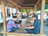 Bhabinkamtibmas Desa Taman Indah Ajak Masyarakat Jaga Kamtibmas Melalui Patroli Dialogis.