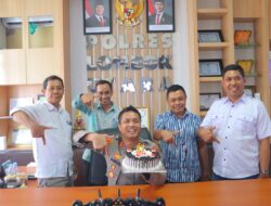 Jaga Soliditas dan Kekeluargaan, Anggota Polres Lombok Utara Rayakan Ulang Tahun Kapolres Secara Sederhana