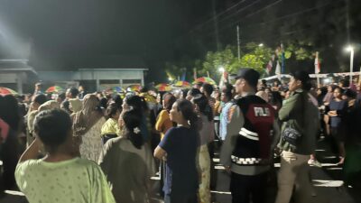 Polsek Bayan Lakukan Pengamanan Pembukaan Kegiatan Hiburan Pentas Kesenian HUT RI Ke-80 Tingkat Kecamatan Bayan Tahun 2025