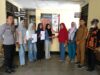 bhabinkamtibmas desa hu’u mediasi penyelesaian kasus pencemaran nama baik secara kekeluargaan
