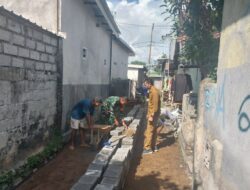 Sinergi Babinsa dan Warga Percepat Pembangunan Jalan Desa