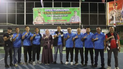 Anggota DPR RI Hadiri Penutupan Tenis Lapangan Kapolres Cup I dan Saksikan Turnamen Volly Cup I di Polres Bima Kota
