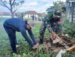 TNI dan Warga Dasan Geria Kompak Sambut TMMD