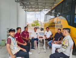 ‎ Jumat Curhat, Bhabinkamtibmas Jatiwangi Ajak Warga Jaga Kamtibmas di Wilayah Polsek Asakota