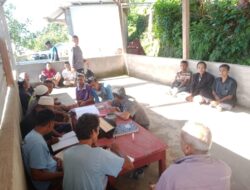 Babinsa Selelos Dorong Kekompakan Warga Lewat Sekolah Lansia