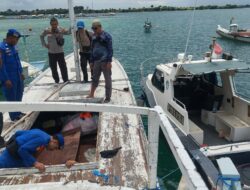 Singgah di Pulau Maringkik, 6 Orang Imigran Gelap Ditangkap Polisi dan diserahkan ke Imigrasi.