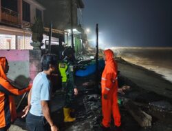 Malam Panjang Warga Bintaro, TNI Hadir di Garis Terdepan