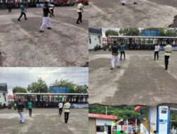Kanit Pamobvit Polres Bima Kota Berikan Pelatihan Beladiri kepada Satuan Pengamanan Pertamina IT Bima
