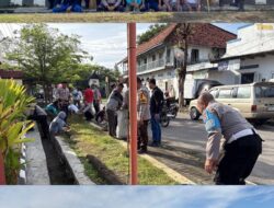 Wujudkan Lingkungan Bersih dan Sehat, Polsek Labuan Badas Gelar Gerakan Indonesia ASRI di Pantai Jempol