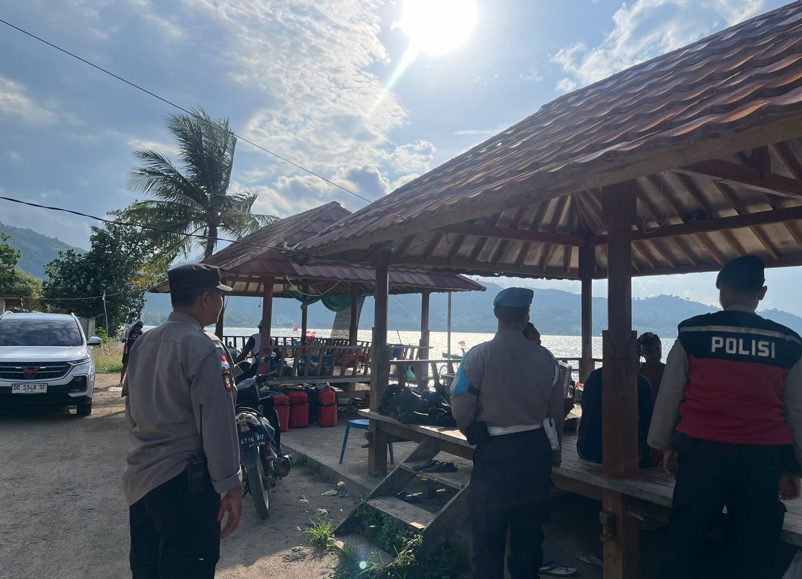 Cegah Kriminalitas, Polisi Patroli di Wisata Sekotong
