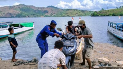 Patroli Rutin, Ketegasan Satpolairud Polres Bima Mencegah Timbulnya Potensi Guankamtibmas di Perairan Teluk Bima