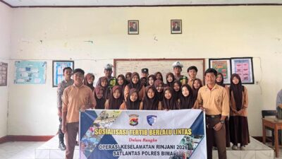 Edukasi Tertib Berlalulintas di Kalangan Pendidikan Unit Dikyasa Satlantas dan Sat Binmas Polres Bima Sambangi SMAN I Belo