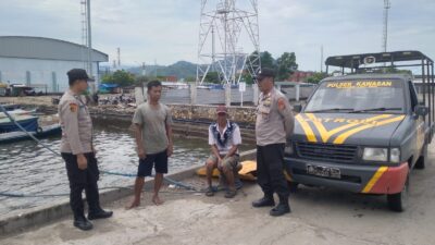 Polsek Kawasan Pelabuhan Laut Bima Laksanakan Patroli Rutin di Area Dermaga