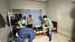 Polres Loteng Olah TKP Penemuan Mayat di Kelurahan Praya. ‎