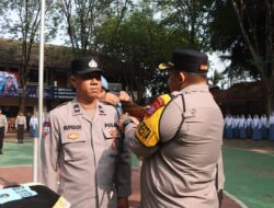 Bentengi Pelajar dari Perundungan dan Narkoba, Kapolresta Tuban Pimpin Apel Polisi Jogo Sekolah di SMKN 1 Tuban